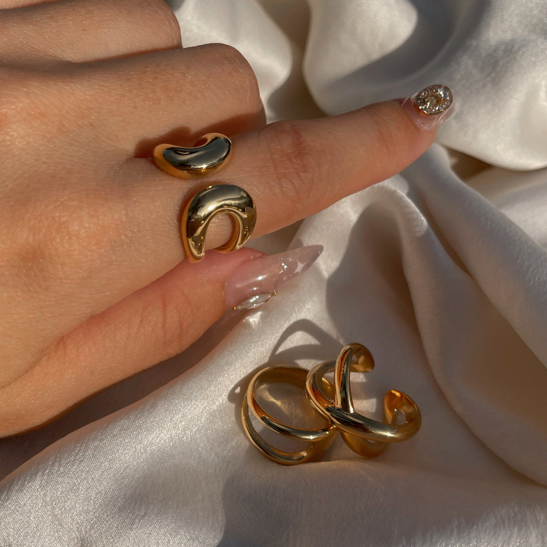 Hera Ring-Rings-HEYMAEVE-Pure Quartz-3