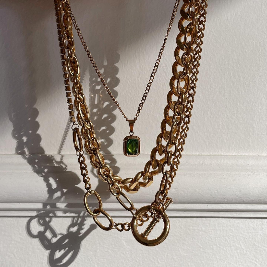 The Heiress Necklace-emerald-HEYMAEVE-Pure Quartz-5